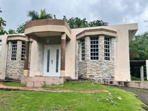 casas en venta o alquiler en Añasco