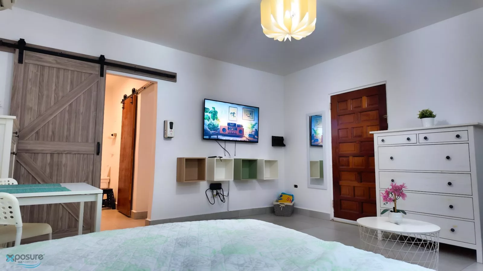 Condo Ashford 1350