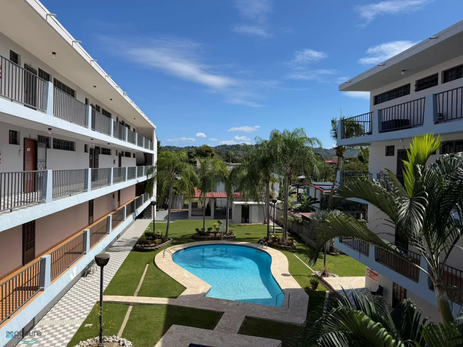 Condo Corcega Apartments