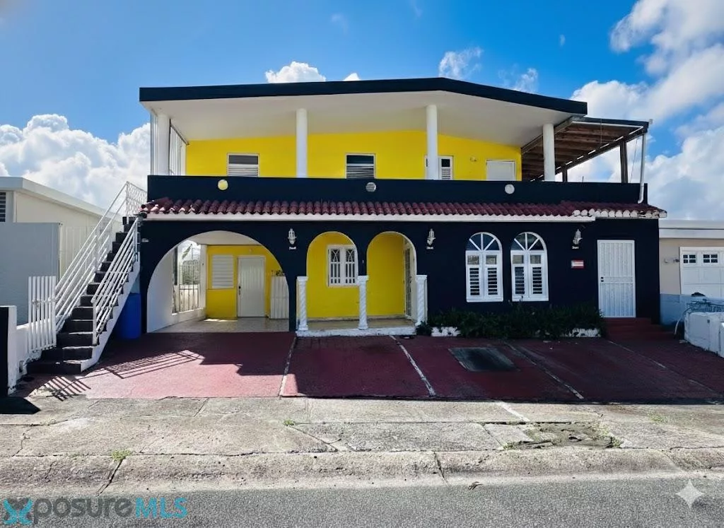 Urb. Loiza Valley