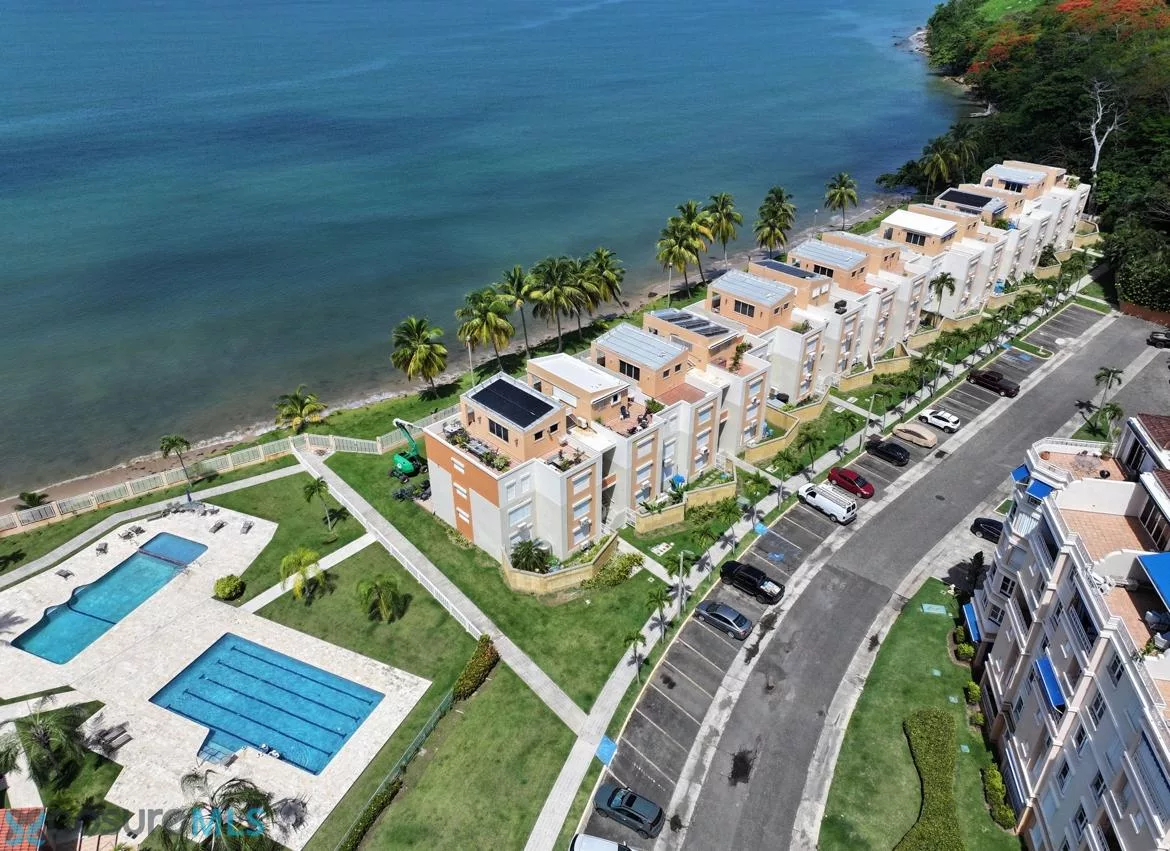 Condo Playa Almirante
