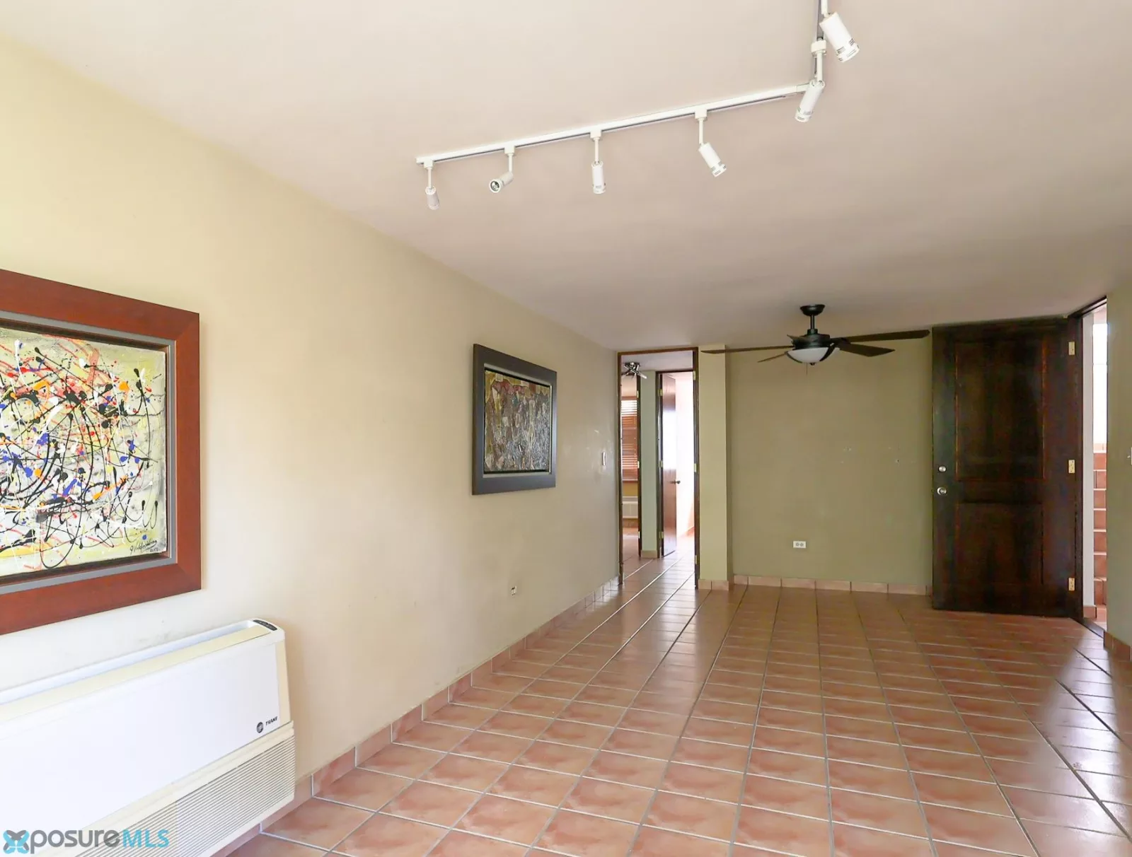 Condo La Villa Gardens