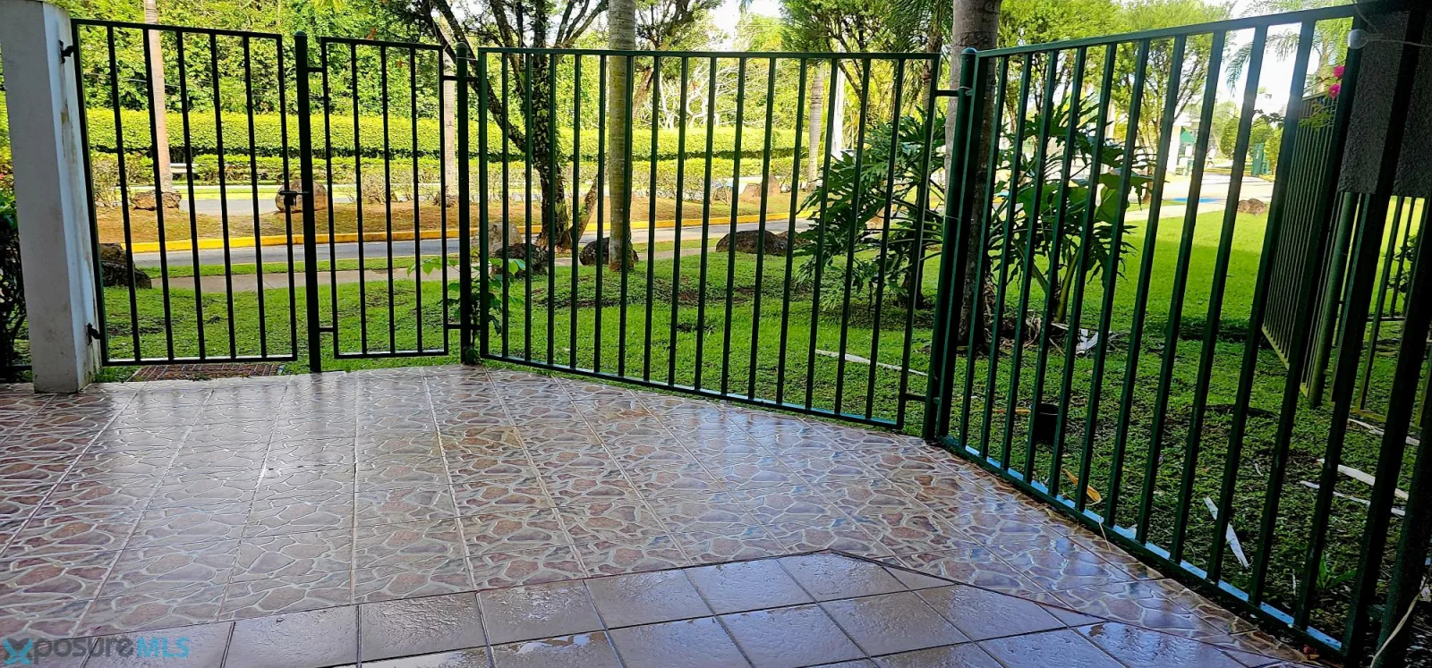 Condo Aventura, Encantada