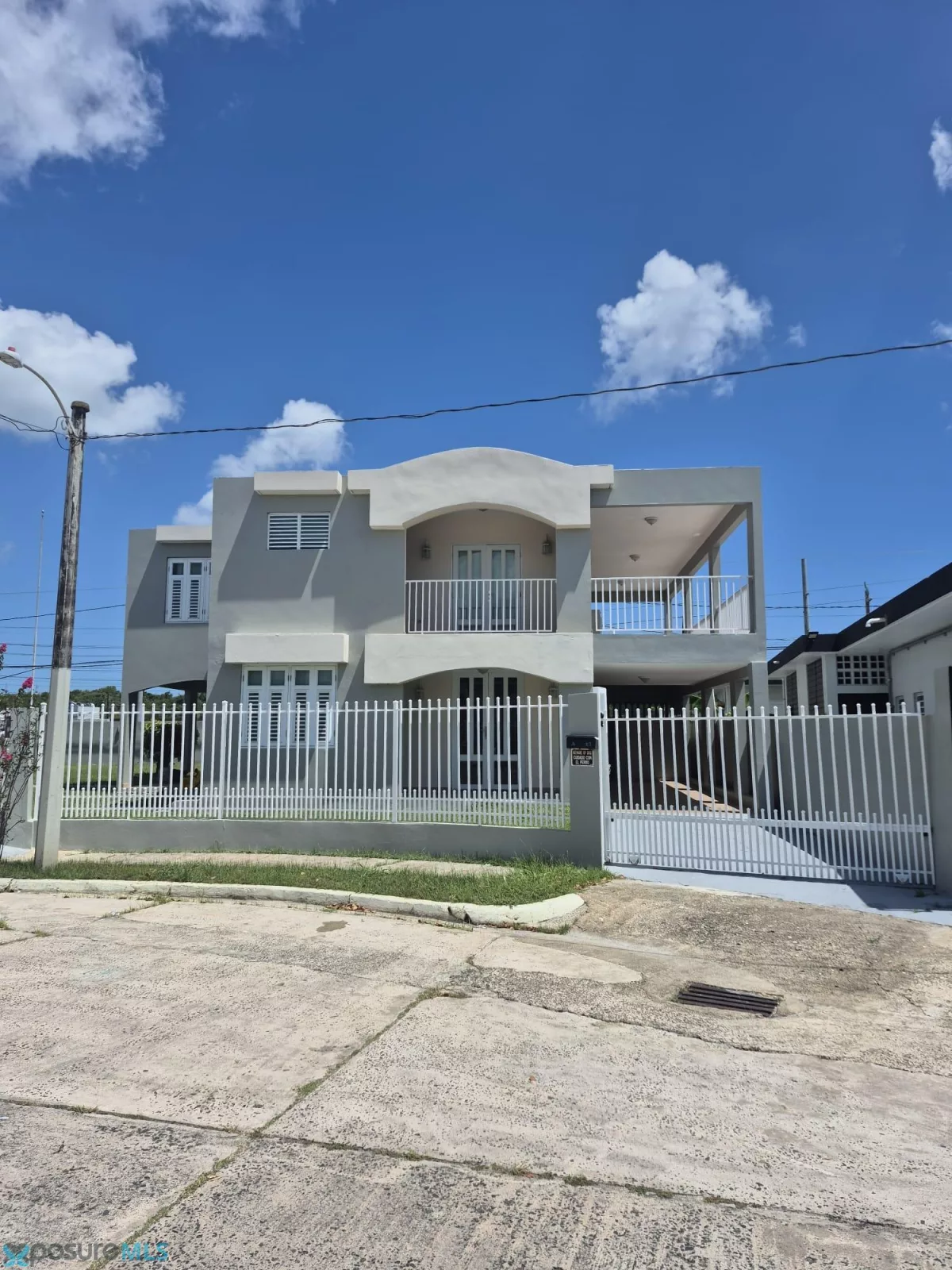Urb. San Salvador