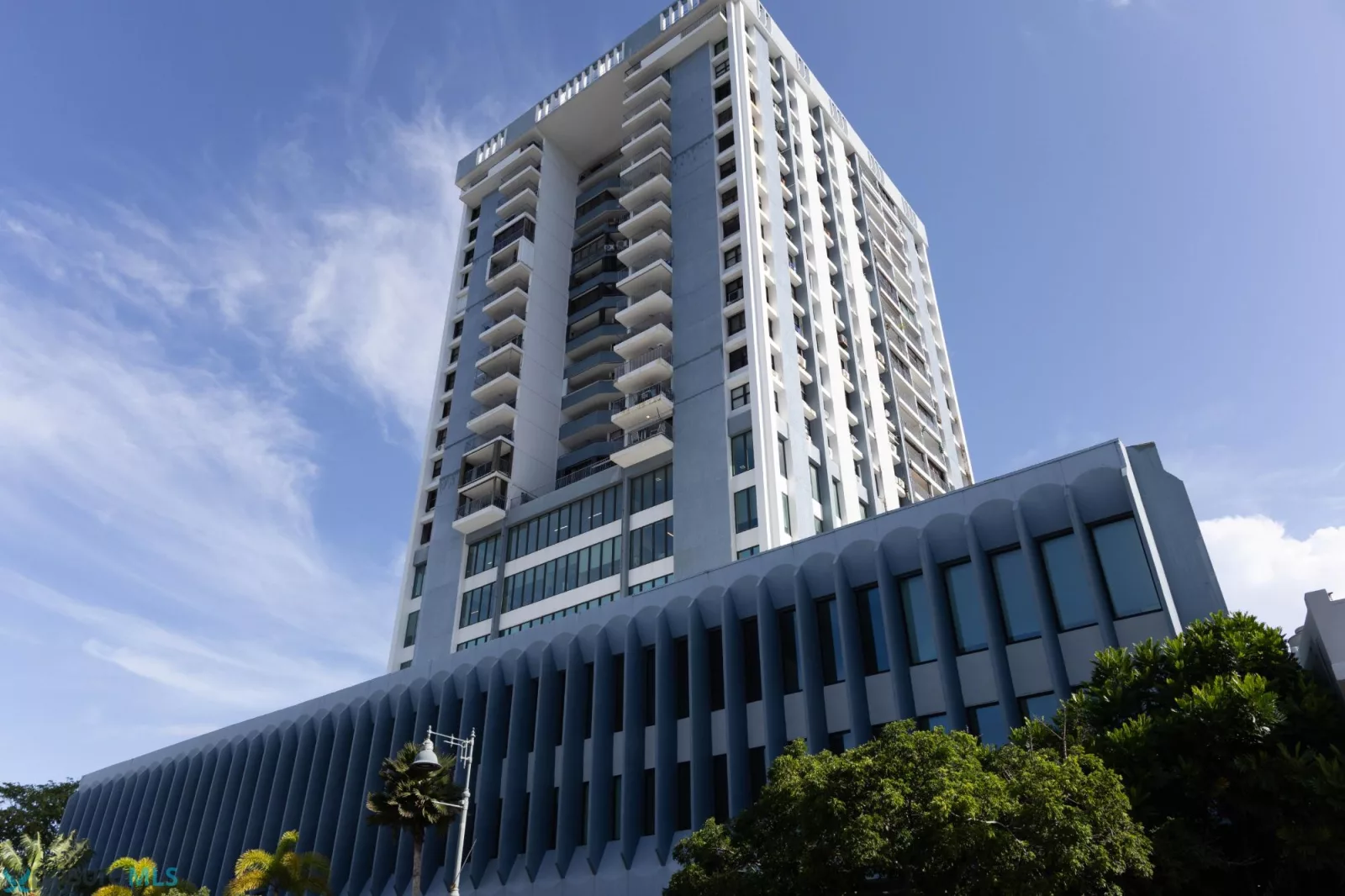 Condo Miramar Plaza
