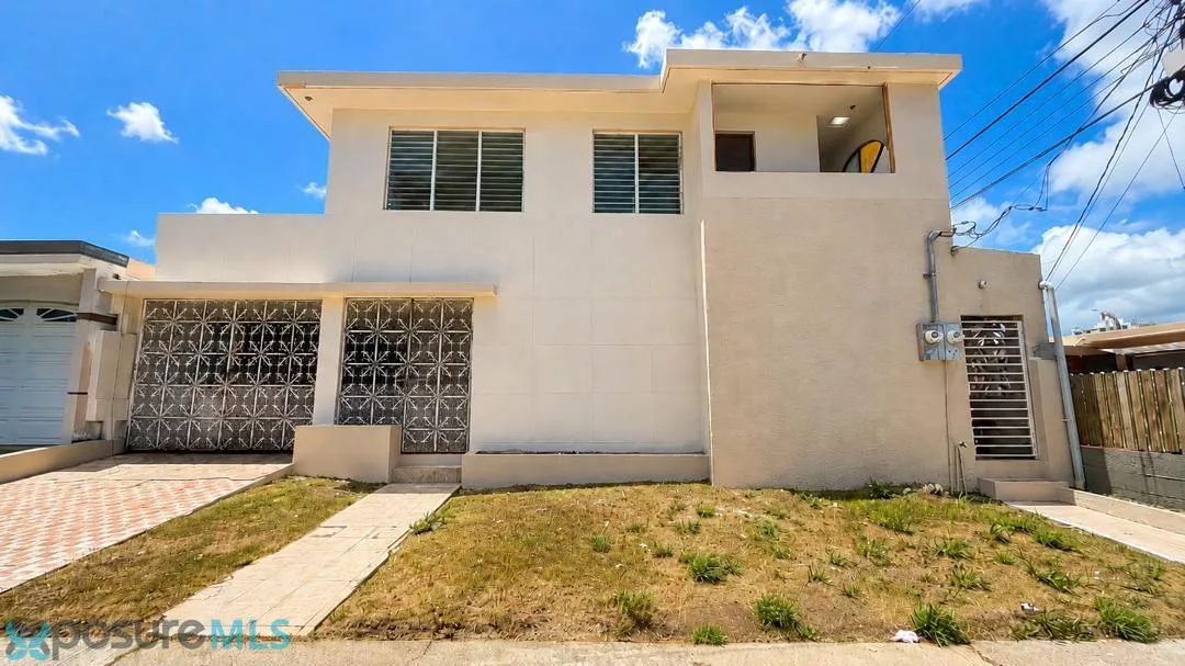 Urb. Summit Hills