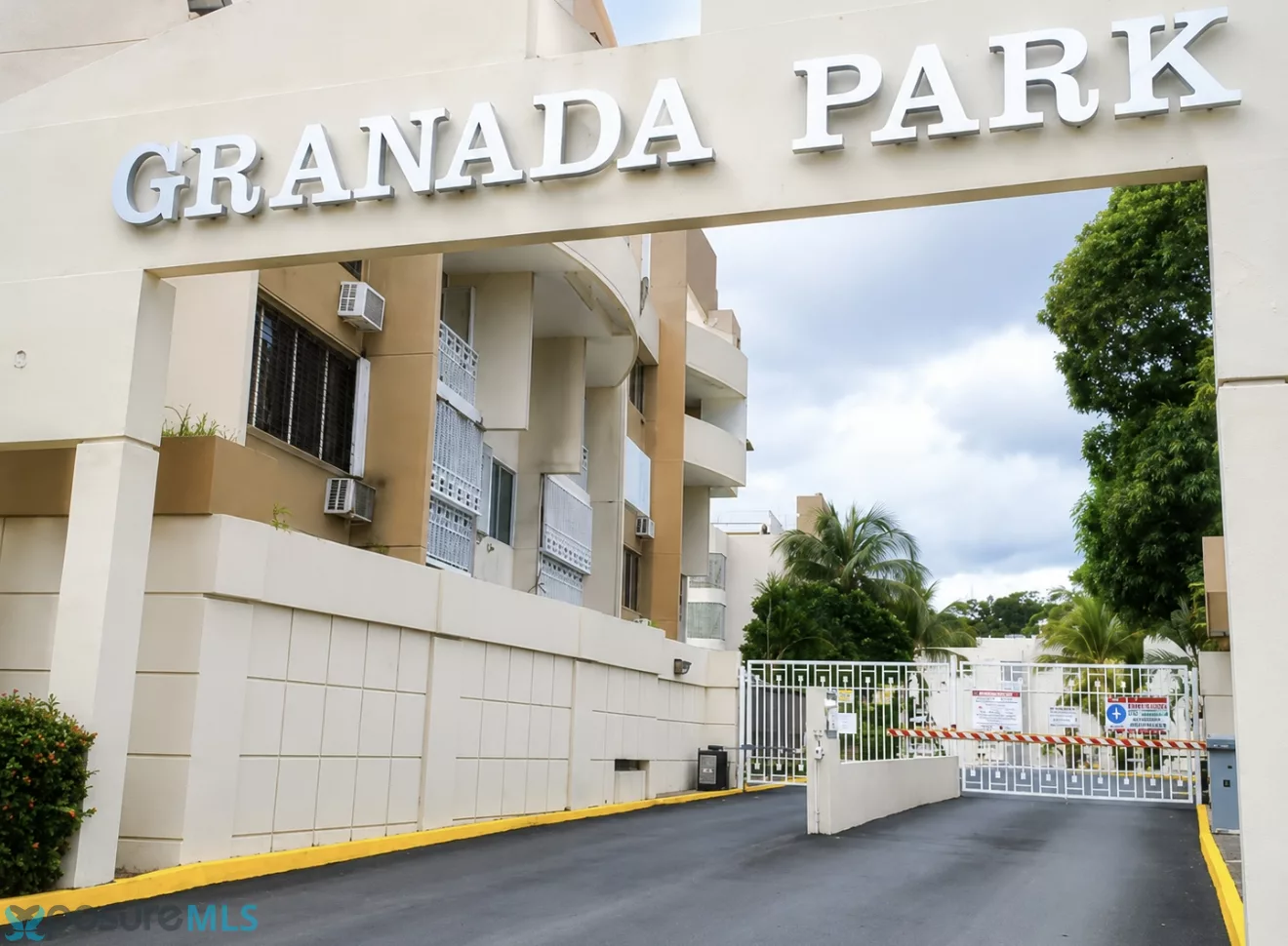 Condo Granada Park