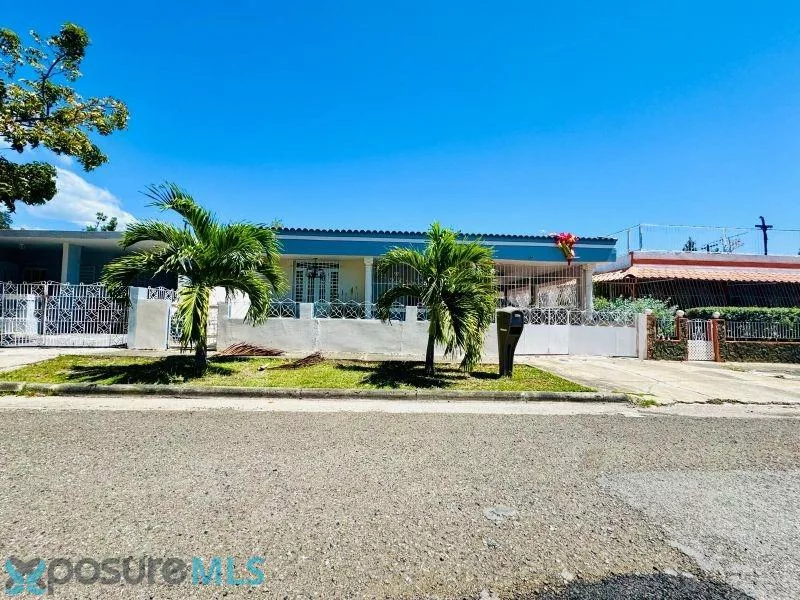 Casa en Urb. Santa Clara, ponce - foto 2