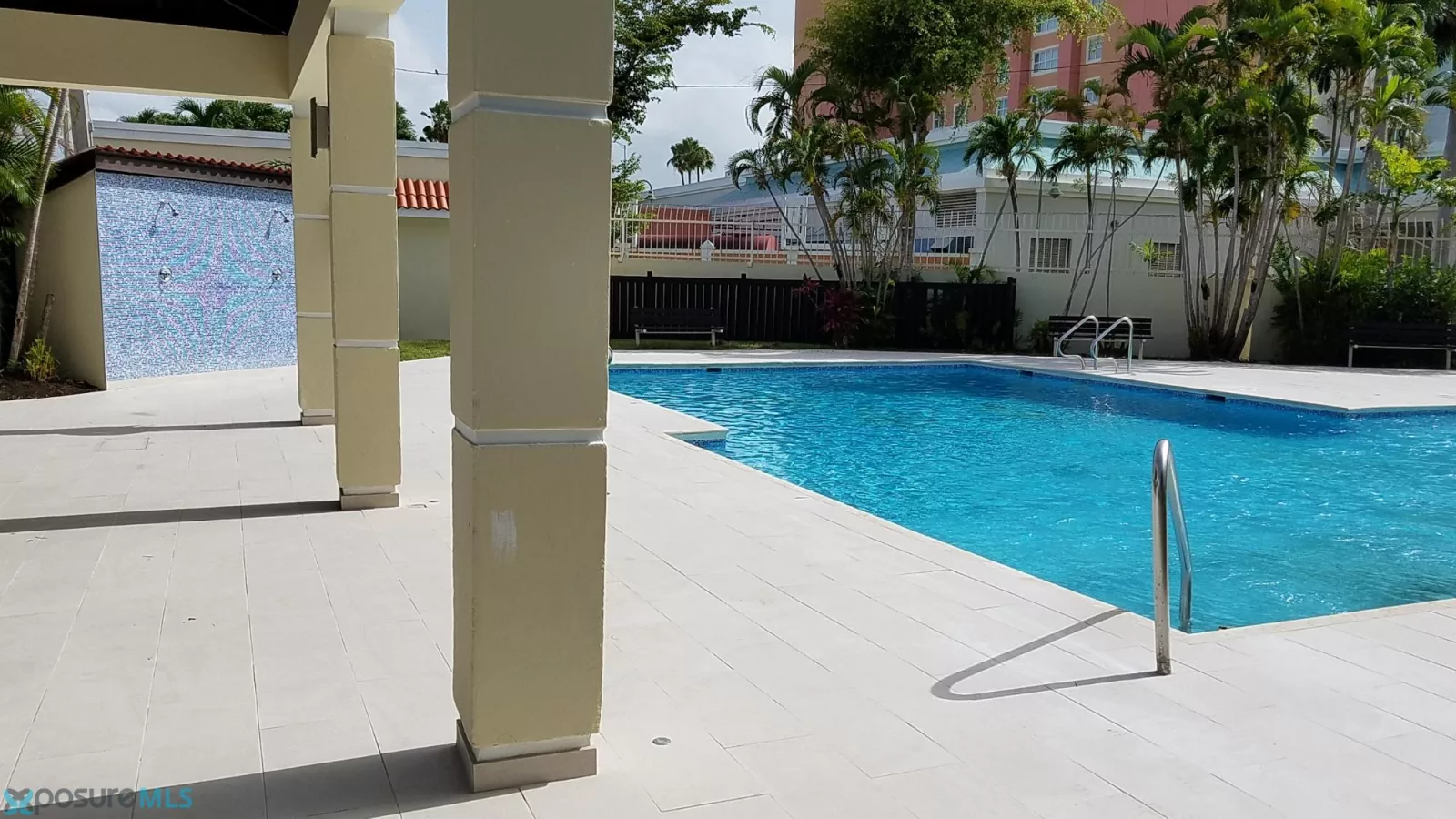 Condo Costa Del Sol