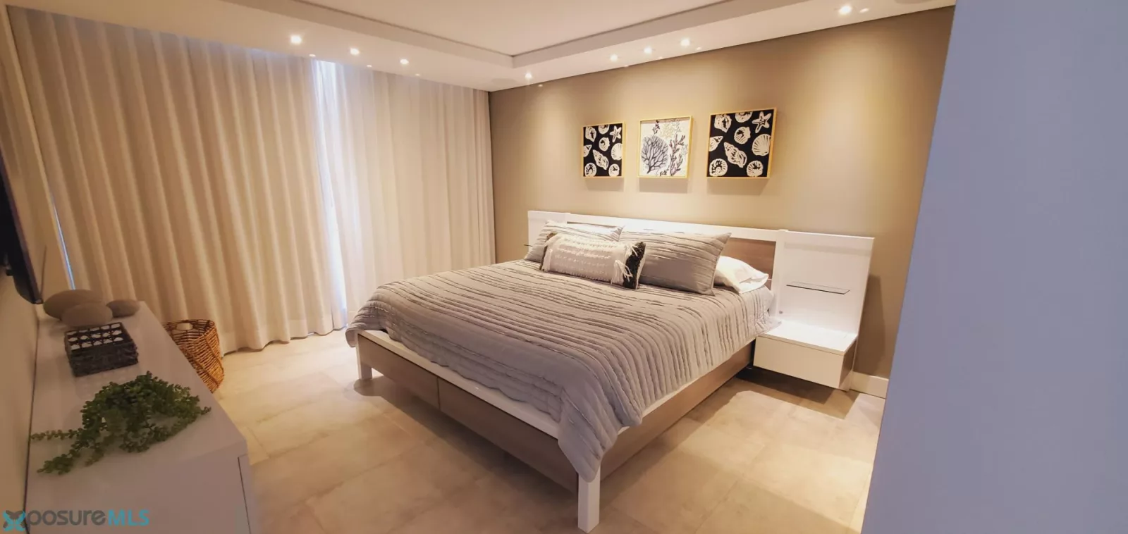 Condo Coral Beach