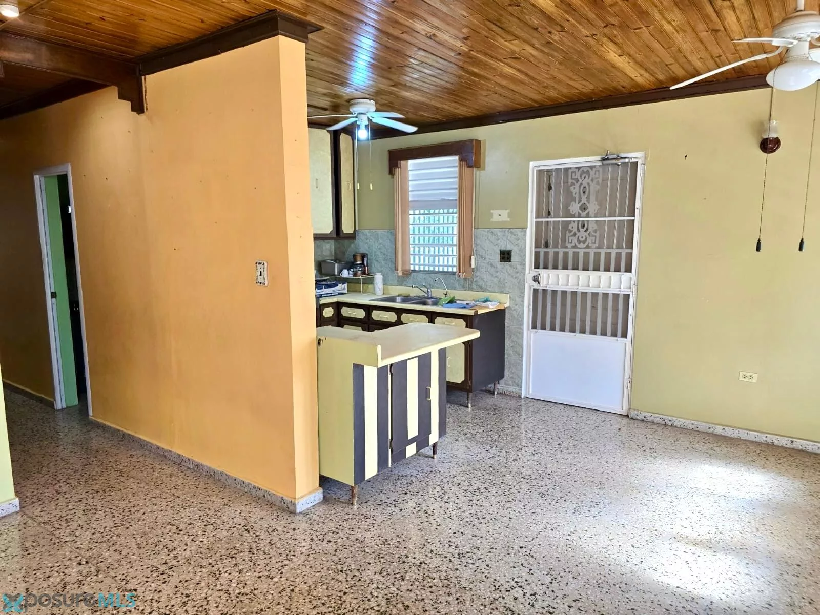 Casa en Barrio Guanajibo, hormigueros - foto 4