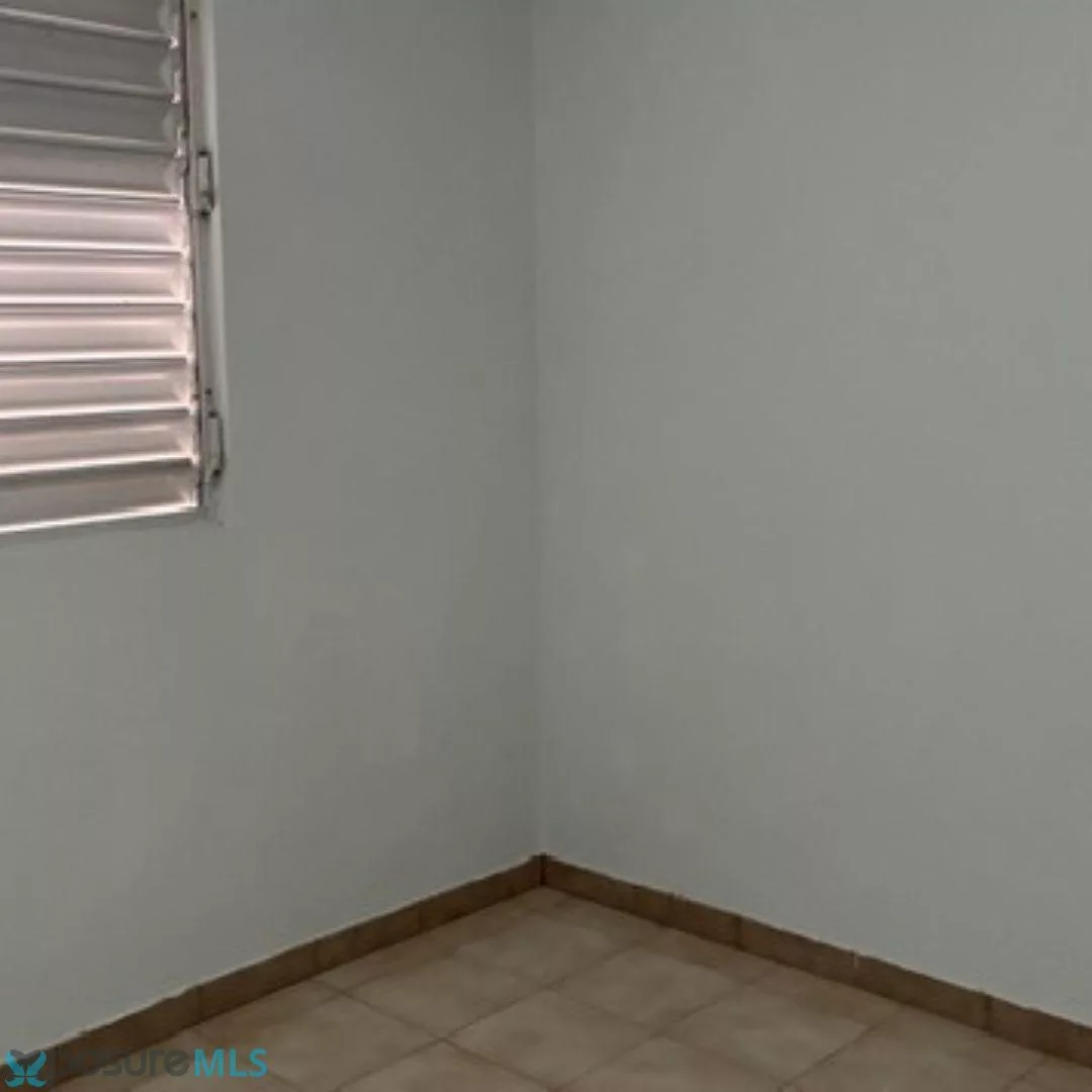 Casa en Urb. Los Llanos, arecibo - foto 6