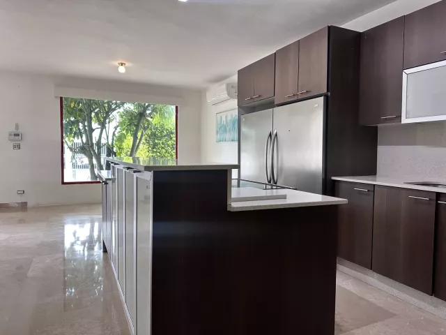 Urb. San Ignacio, Casa En San Juan alquiler en San Juan, PR