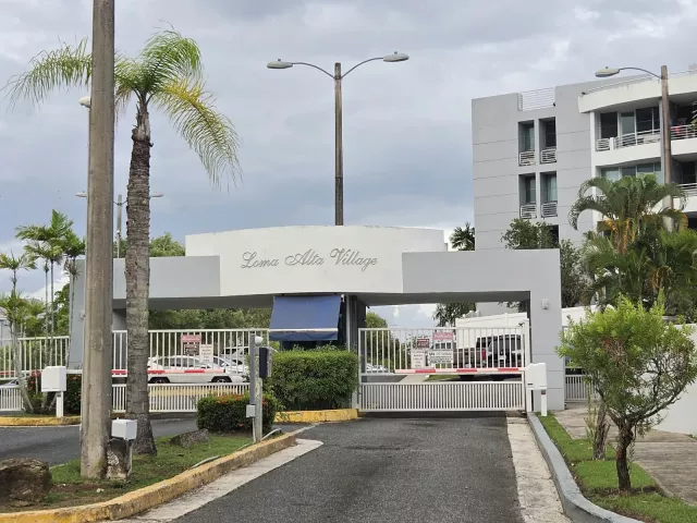 Cond. Loma Alta Village, Apartamento en Carolina venta en Carolina, PR