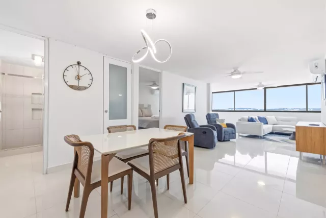 Cond. Mar De Isla Verde, Apartamento En Carolina venta en Carolina, PR
