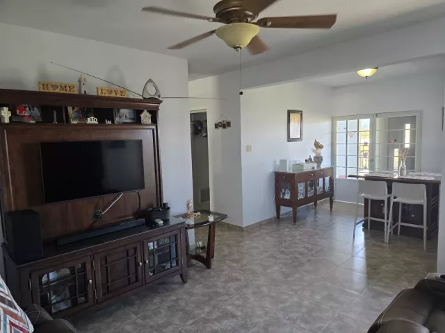 Bo. El Combate, Casa En Cabo Rojo venta en Cabo Rojo, PR