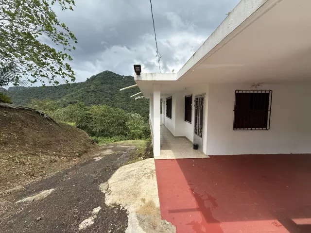 Bo Caniaco venta en Utuado, PR