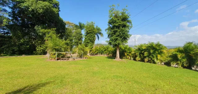 Bo. Pozas venta en San Sebastián, PR