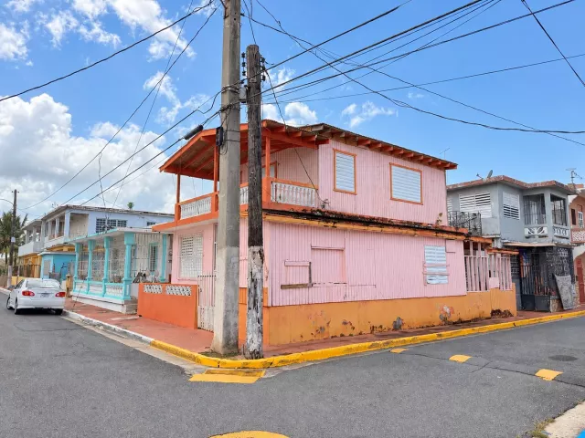 Bo. Pueblo, Casa En Toa Baja venta en Toa Baja, PR