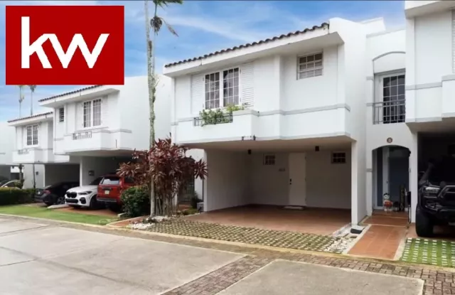 Casa Urb. Villas De Paseo Sol alquiler en San Juan, PR