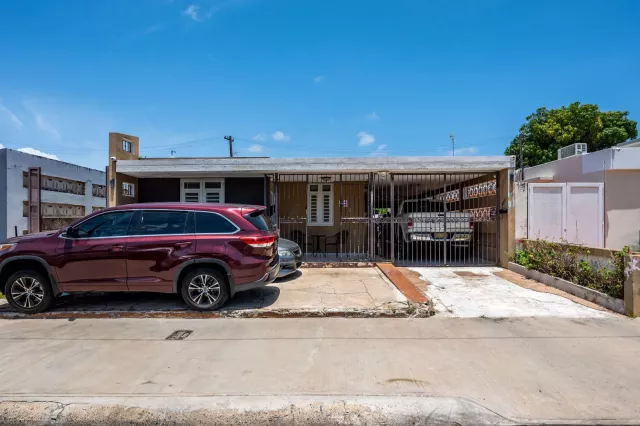 Urb. El Comandante, Casa en San Juan venta en San Juan, PR