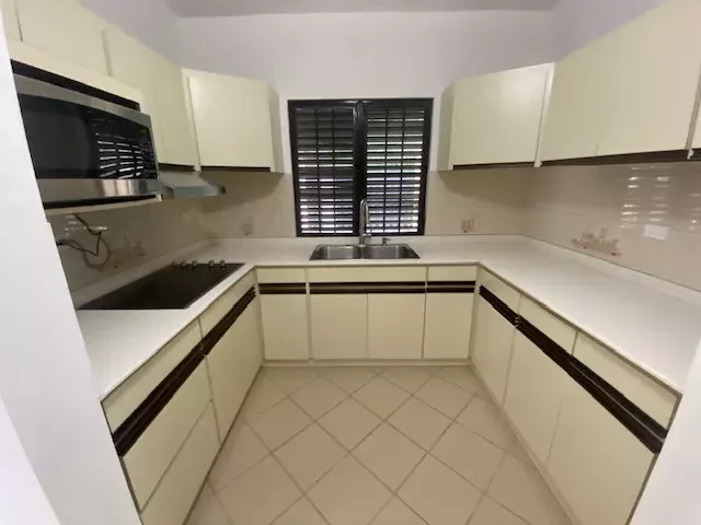 Urb. Roble Valley, Casa en Humacao venta en Humacao, PR