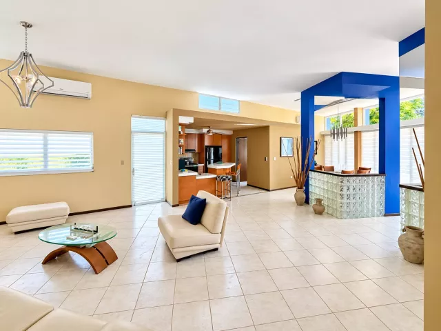 Urb. Vista Bahia * Vista Expectacular * venta en Lajas, PR