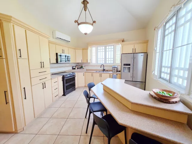 Bo. Eneas, Casa en San Sebastian venta en San Sebastián, PR