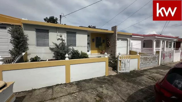 Urb. Jardines de Patillas, Casa en Patillas venta en Patillas, PR