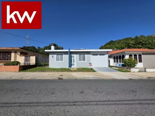 Urb. Las Colinas, Casa En Vega Alta venta en Vega Alta, PR