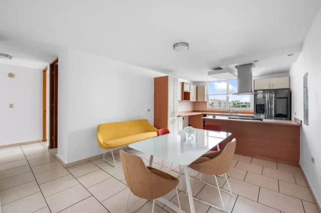 Cond. Veredas Del Mar, Apartamento en Vega Baja venta en Vega Baja, PR