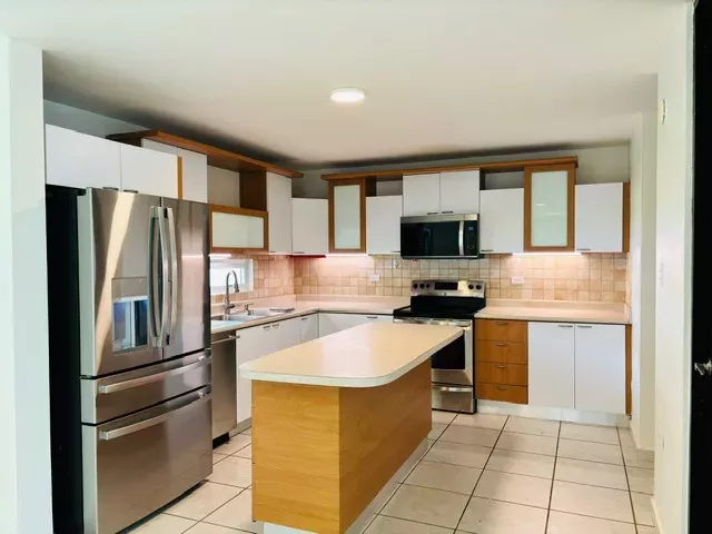 Urb. Paseo Las Olas, Casa En Dorado alquiler en Dorado, PR