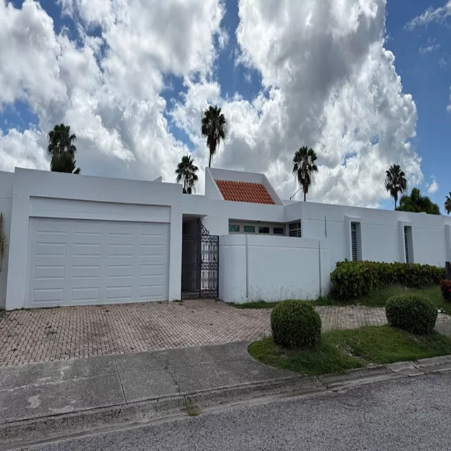 Urb, Mansion Real Ponce Alquiler $3,200 en Ponce, PR