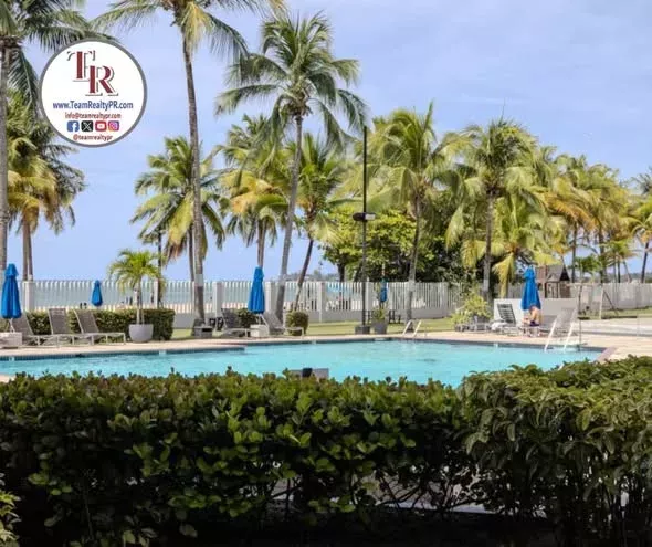 Condominio Playa Dorada alquiler en Isla Verde, PR