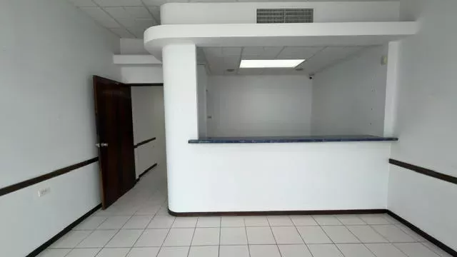 JESUS T PINEIRO SAN SEBASTIAN - COMERCIAL alquiler en San Sebastián, PR