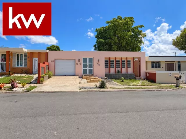 Urb. Venus Garden, Casa en San Juan venta en San Juan, PR