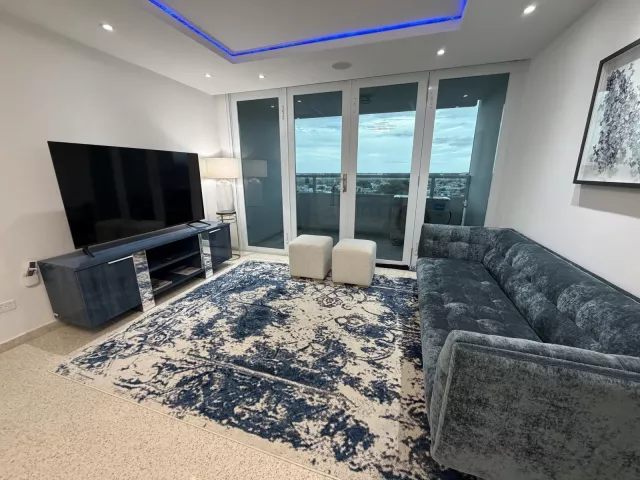 Cond. Laguna Gardens, Apartamento en Carolina venta en Carolina, PR
