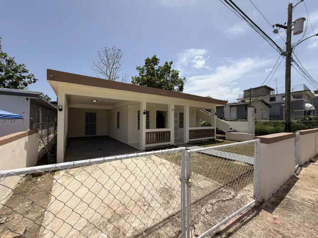 Bo. Alturas de Yanez, Casa en Florida venta en Florida, PR