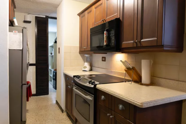 Urb. Bahia Vistamar, Casa en Carolina venta en Carolina, PR