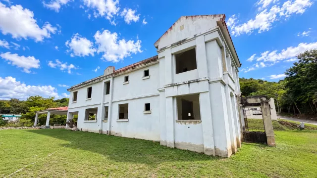 Urb. Hacienda Cundeamor, Casa en Villalba venta en Villalba, PR