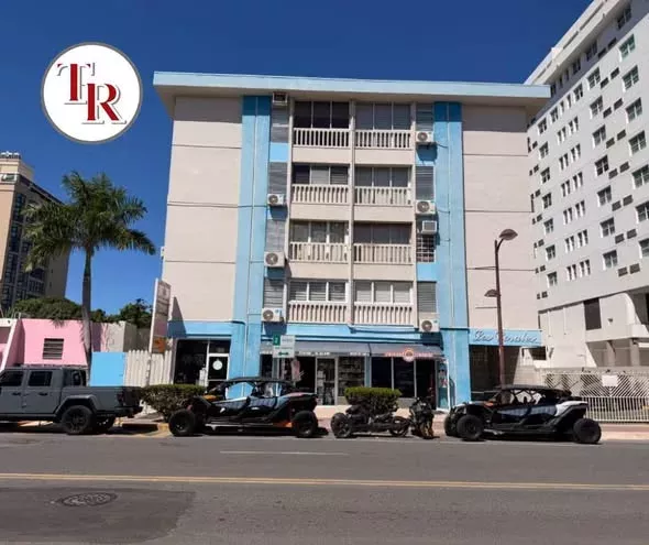 Condominio Los Corales venta en Isla Verde, PR
