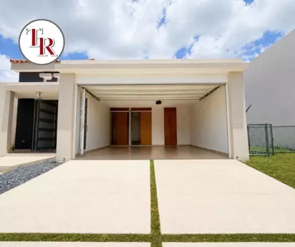 Ciudad Jardín venta en Gurabo, PR