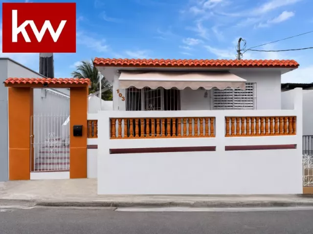 Calle Segundo Bernier, Casa En Coamo venta en Coamo, PR