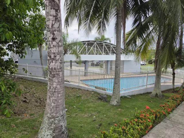 Cond. Loma Alta Village, Apartamento en Carolina venta en Carolina, PR