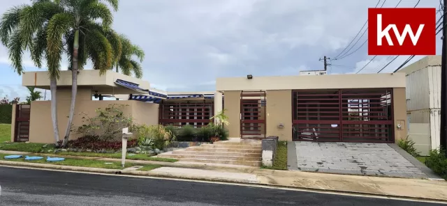 Urb. Caparra Hills, Casa en Guaynabo venta en Guaynabo, PR