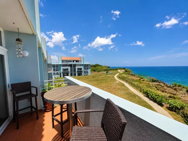 Apartamento en Cond. Paraíso del Atlántico venta en Quebradillas, PR