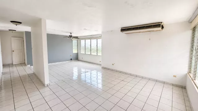 Urb. Round Hills, Casa en Trujillo Alto venta en Trujillo Alto, PR