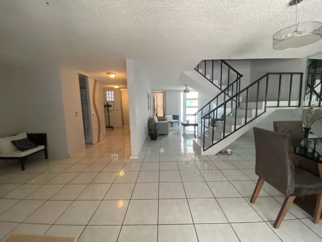 Urb. Torremolinos, Casa en Guaynabo venta en Guaynabo, PR