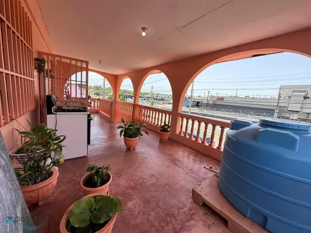 Urb. Victor Rojas venta en Arecibo, PR