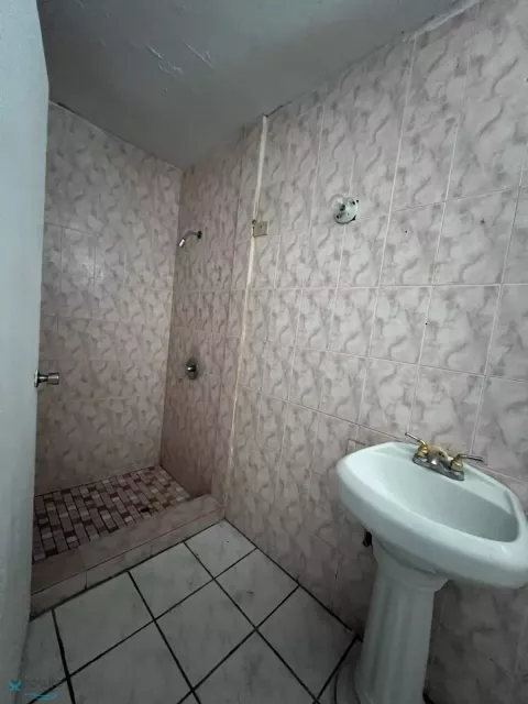 Urb. Extension Santa Catalina venta en Bayamon, PR